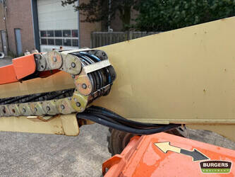 2016-jlg-400s-48587200