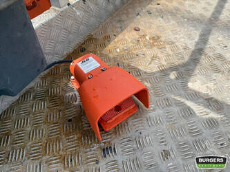 2016-jlg-400s-48587211