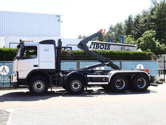 2011-volvo-fmx500-1472852-48590313