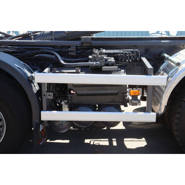 2011 Volvo FMX500-48590348