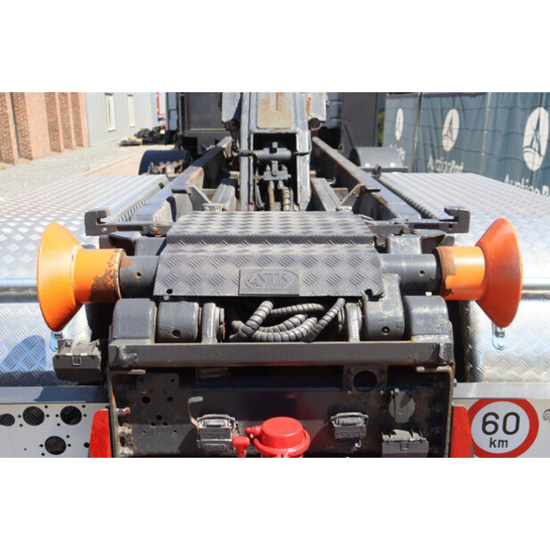 2011 Volvo FMX500-48590354