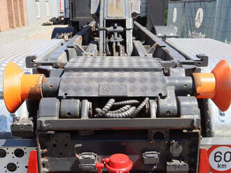 2011-volvo-fmx500-1472852-48590354