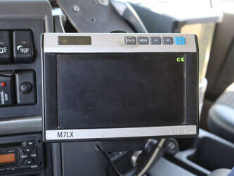 2011-volvo-fmx500-1472852-48590387