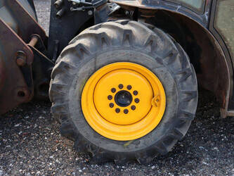2012-jcb-515-40th-48590577
