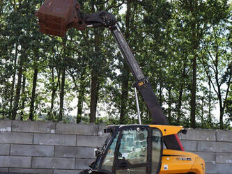 2012-jcb-515-40th-48590608