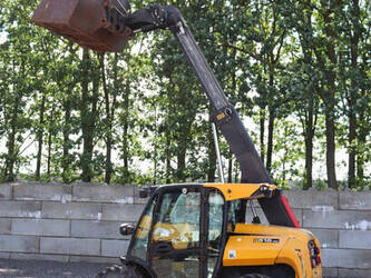 2012-jcb-515-40th-48590610