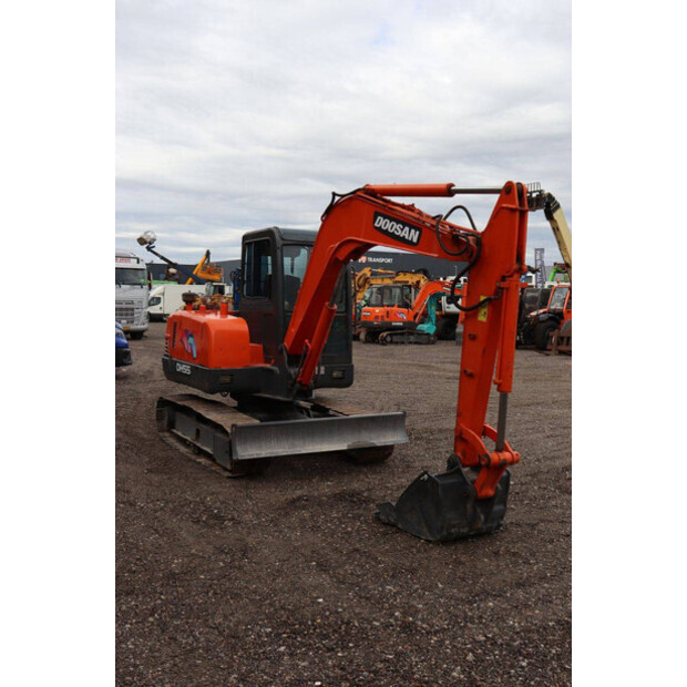 2010 Doosan DH55-V-48590618