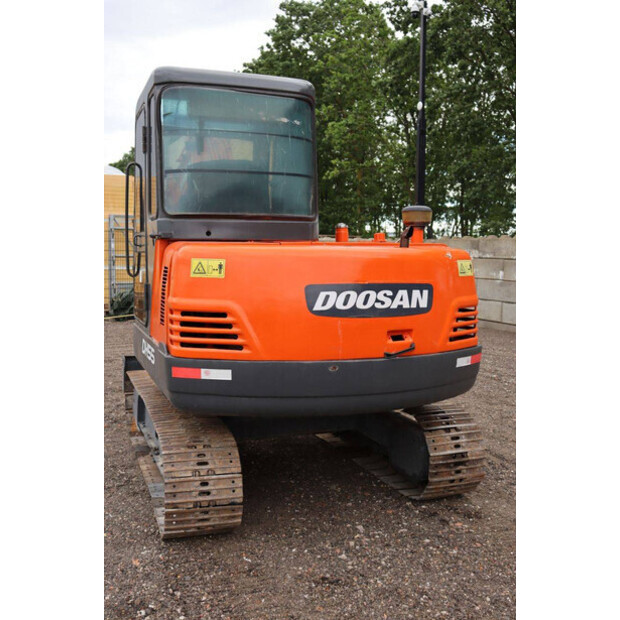 2010 Doosan DH55-V-48590638