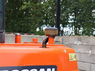 2010-doosan-dh55-v-1475031-48590639