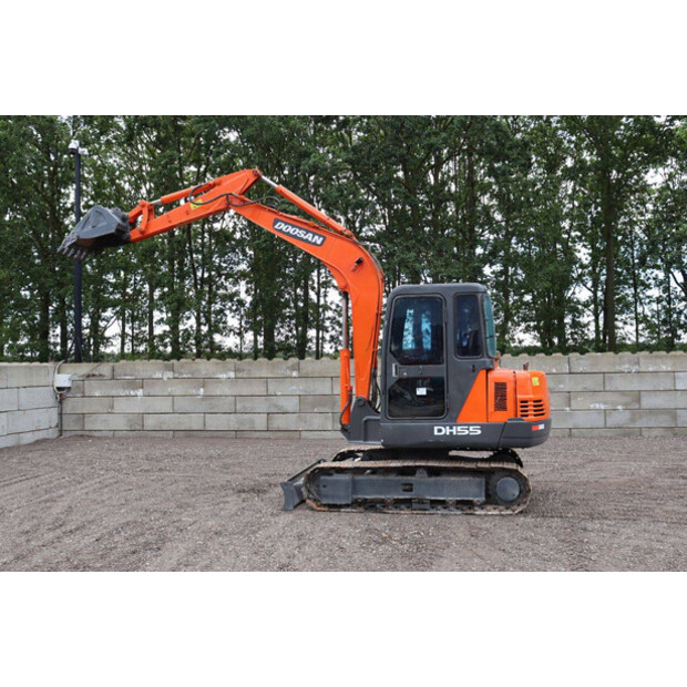2010 Doosan DH55-V-48590659
