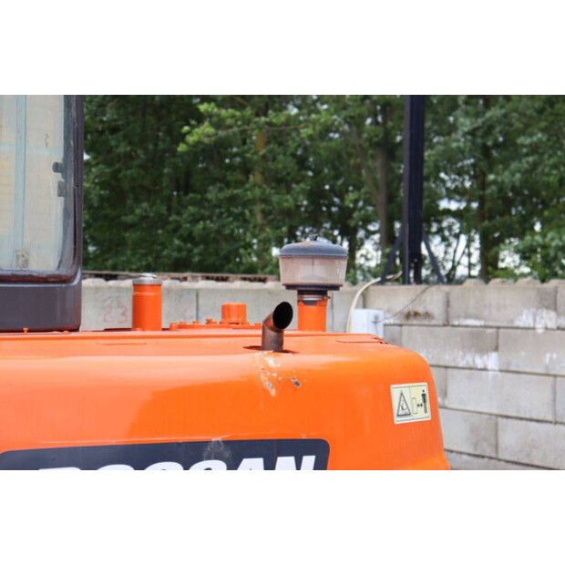2010 Doosan DH55-V-48590793