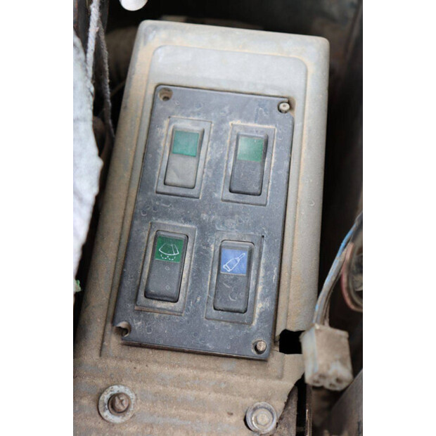 2010 Doosan DH55-V-48590808