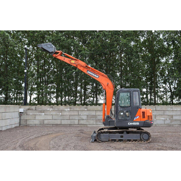 2010 Doosan DH55-V-48590809