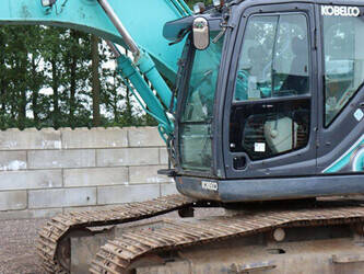 2017-kobelco-sk180lc-10-48591043