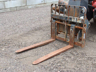 2014-manitou-mt1335-1475041-48591095