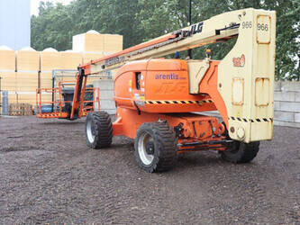 2018-jlg-800aj-48591318