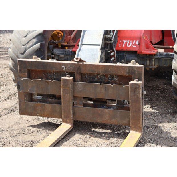2015 Manitou MLT 735-120-48591734