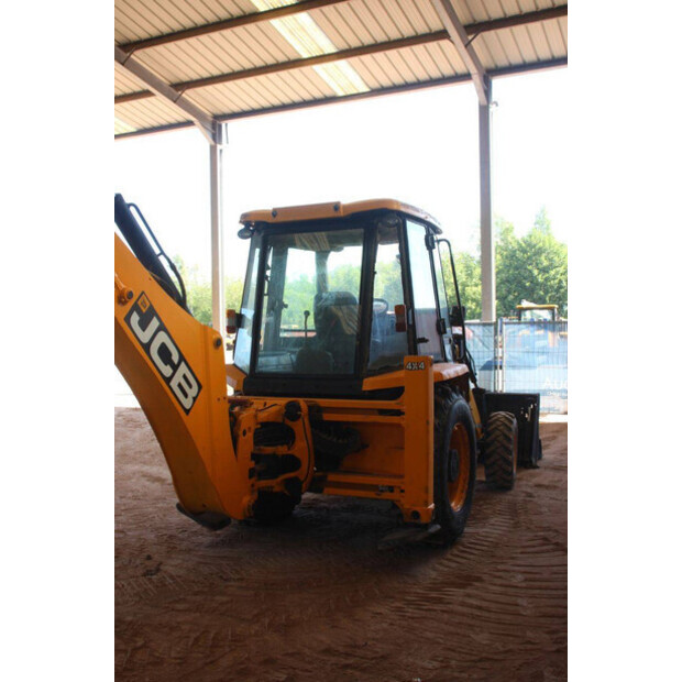 2014 JCB 3DX-48592072