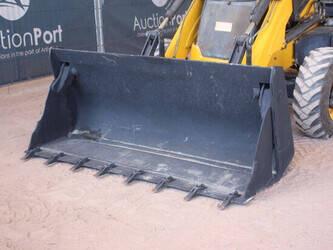 2014-jcb-3dx-1475067-48592076