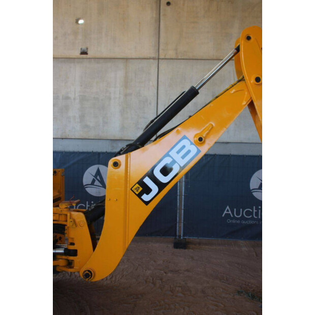 2014 JCB 3DX-48592085