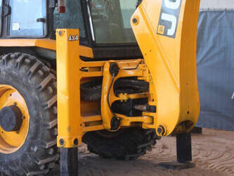 2014-jcb-3dx-1475067-48592105