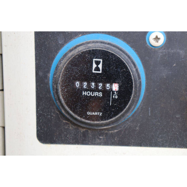 2011 Genie GS-2668-48592506