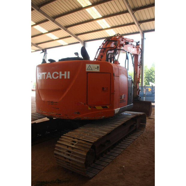 2014 هيتاشى ZX225USLC-5B-48592525