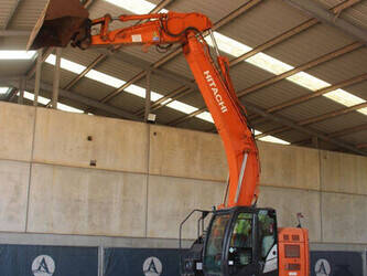 2014-hitachi-zx225uslc-5b-1475081-48592561