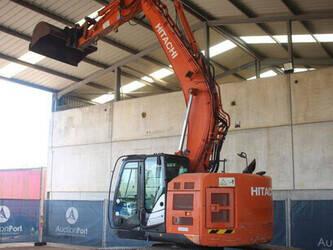 2014-hitachi-zx225uslc-5b-1475081-48592563