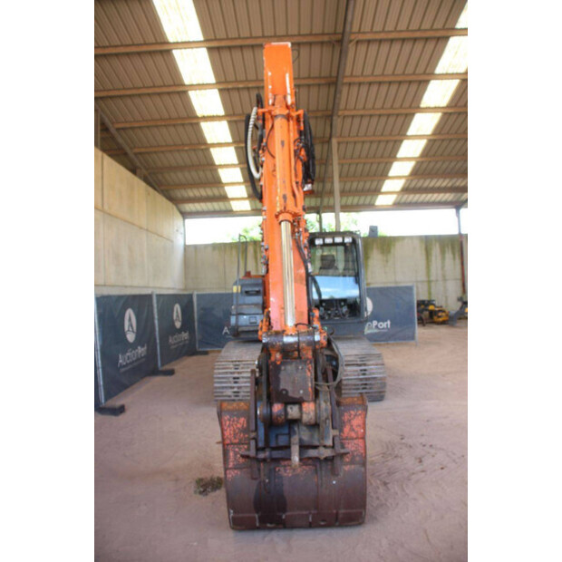 2009 هيتاشى ZX160LC-3-48592734