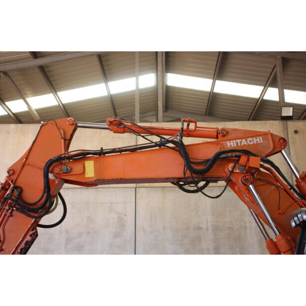 2009 هيتاشى ZX160LC-3-48592738