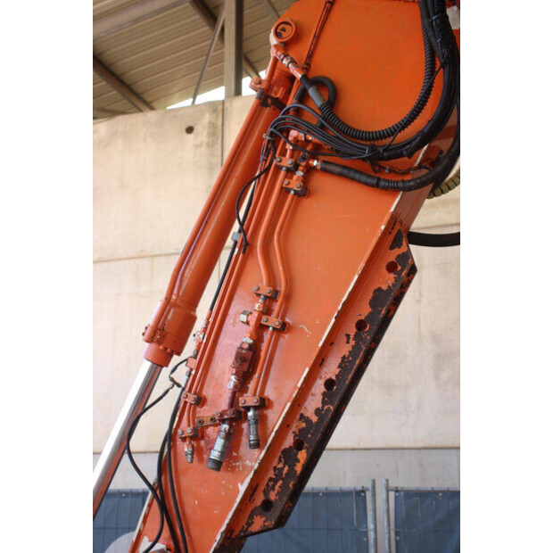 2009 هيتاشى ZX160LC-3-48592742