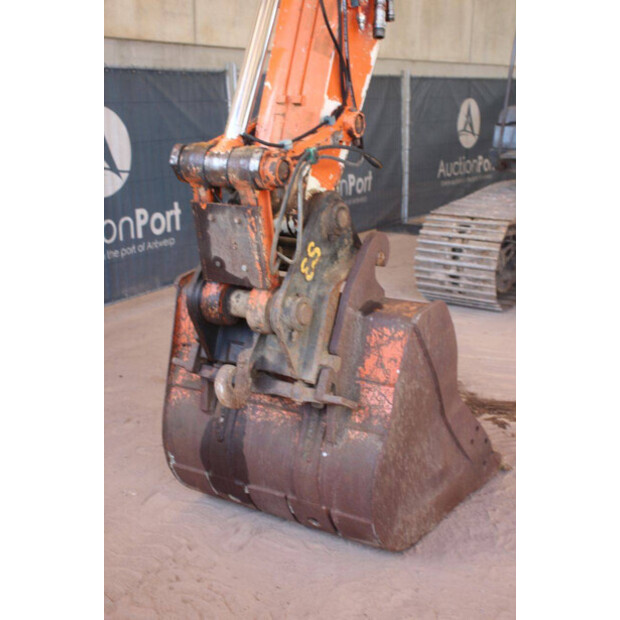 2009 هيتاشى ZX160LC-3-48592743