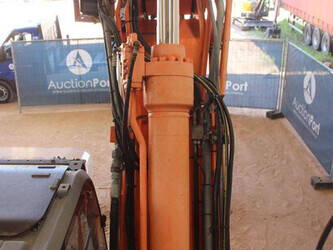 2009-hitachi-zx160lc-3-1475088-48592755