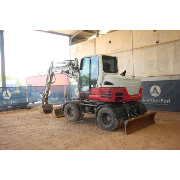 2018 TAKEUCHI TB295W-48592874
