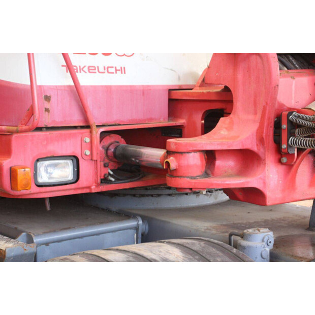 2018 TAKEUCHI TB295W-48592892