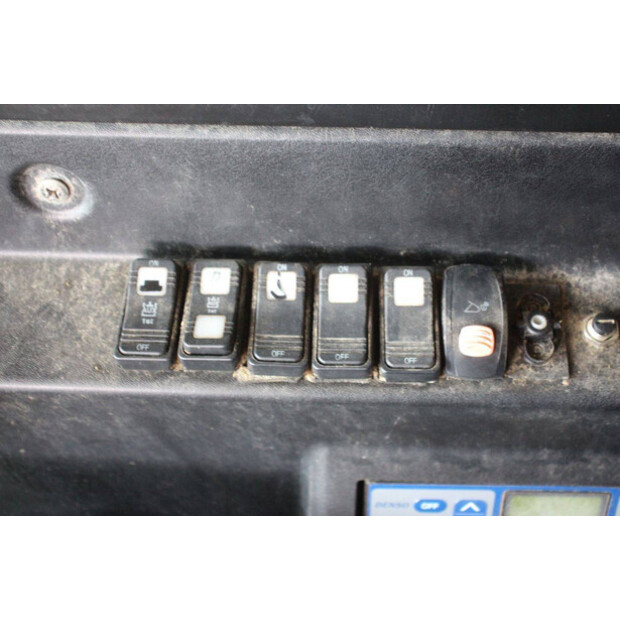 2018 TAKEUCHI TB295W-48592906