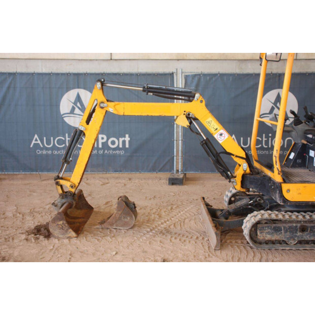 2019 YANMAR SV18-48593031