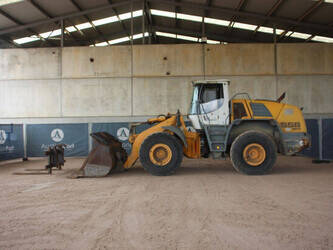 2007-liebherr-l556-1475100-48593174