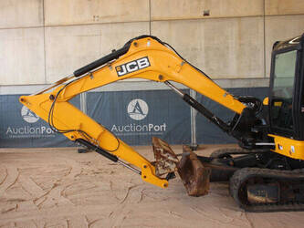 2015-jcb-86c-1-1475105-48593318