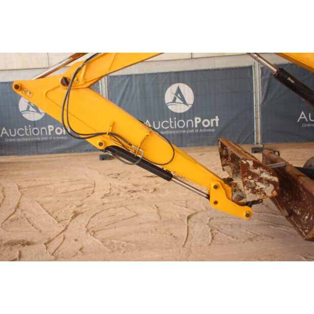 2015 JCB 86C-1-48593319
