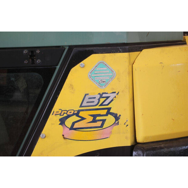 2009 YANMAR B7-5A-48593638