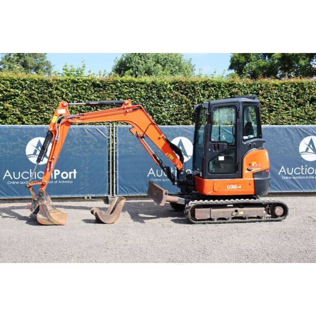 2018 KUBOTA U36-4-48594305