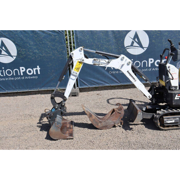 2020 BOBCAT E10Z-48594560