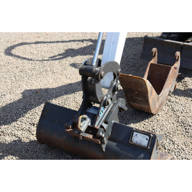 2020 BOBCAT E10Z-48594570