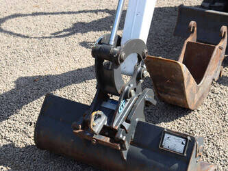 2020-bobcat-e10z-1475143-48594570