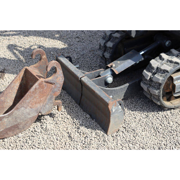 2020 BOBCAT E10Z-48594605