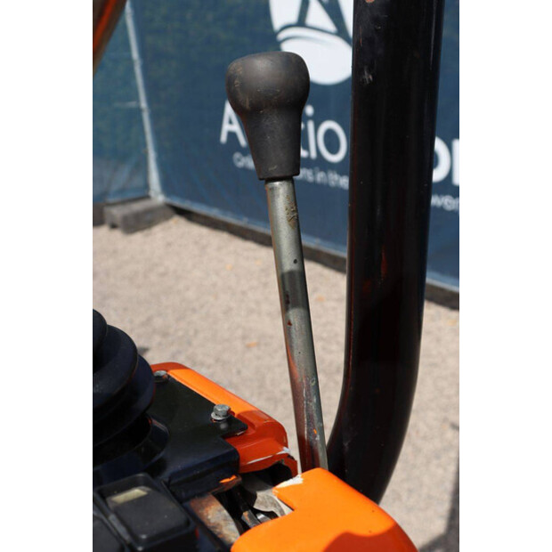 2011 JCB 8008-48594788