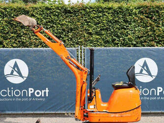 2011-jcb-8008-1475148-48594797