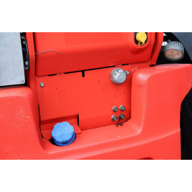 2018 مانيتو MLT630-105V-48595260